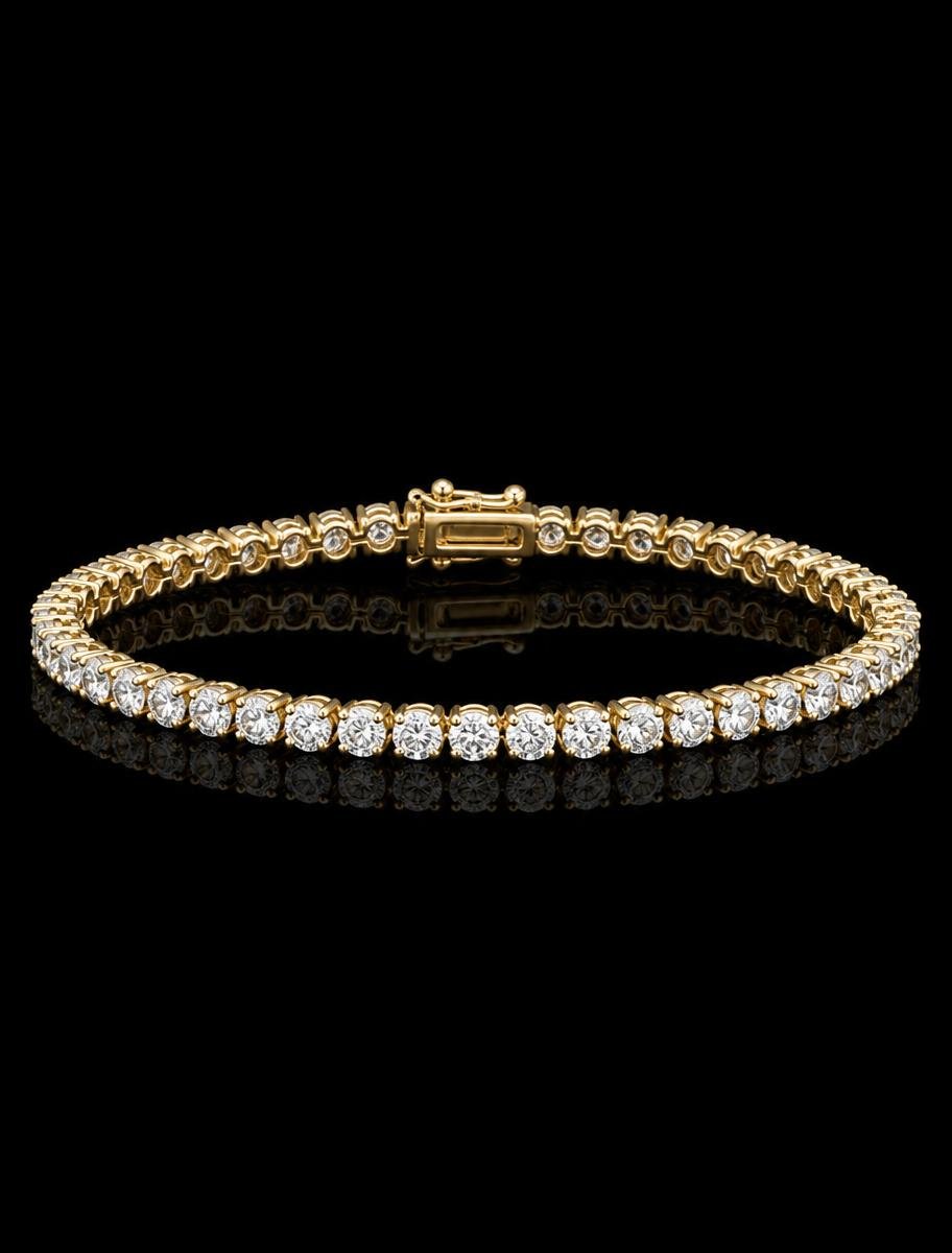 Diamond tennis bracelet in yellow gold